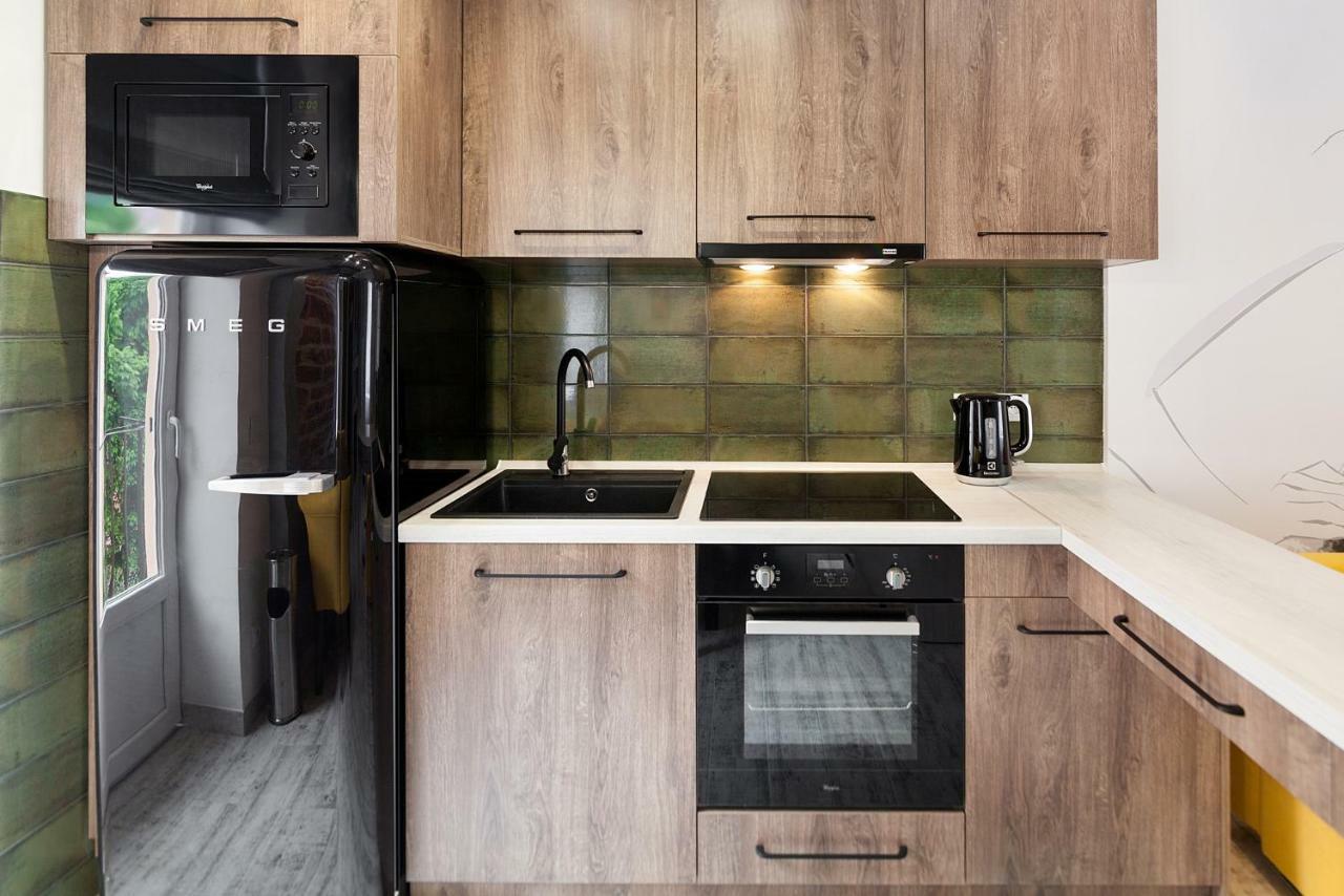 Leogrand Loft Apartments On Lychakivska 4 Lviv Luaran gambar