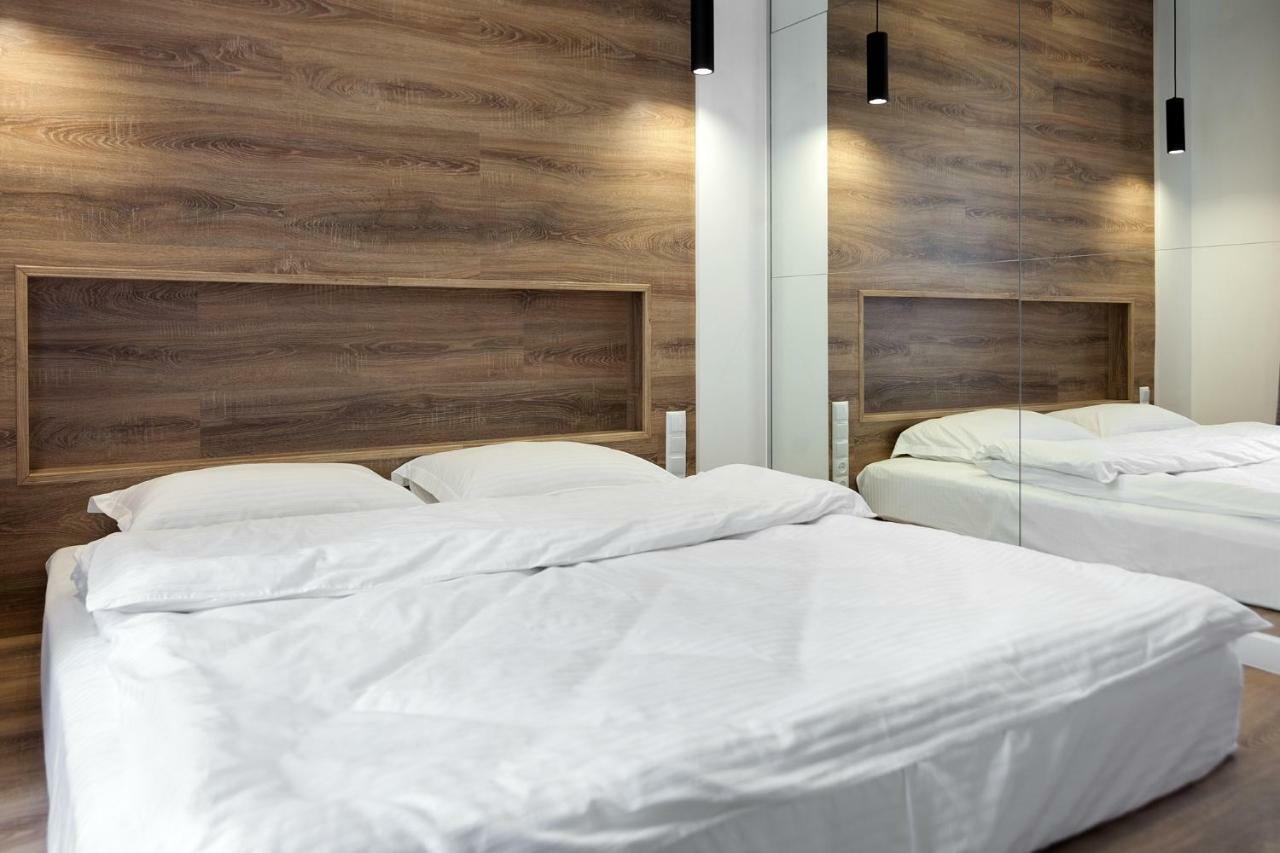 Leogrand Loft Apartments On Lychakivska 4 Lviv Luaran gambar